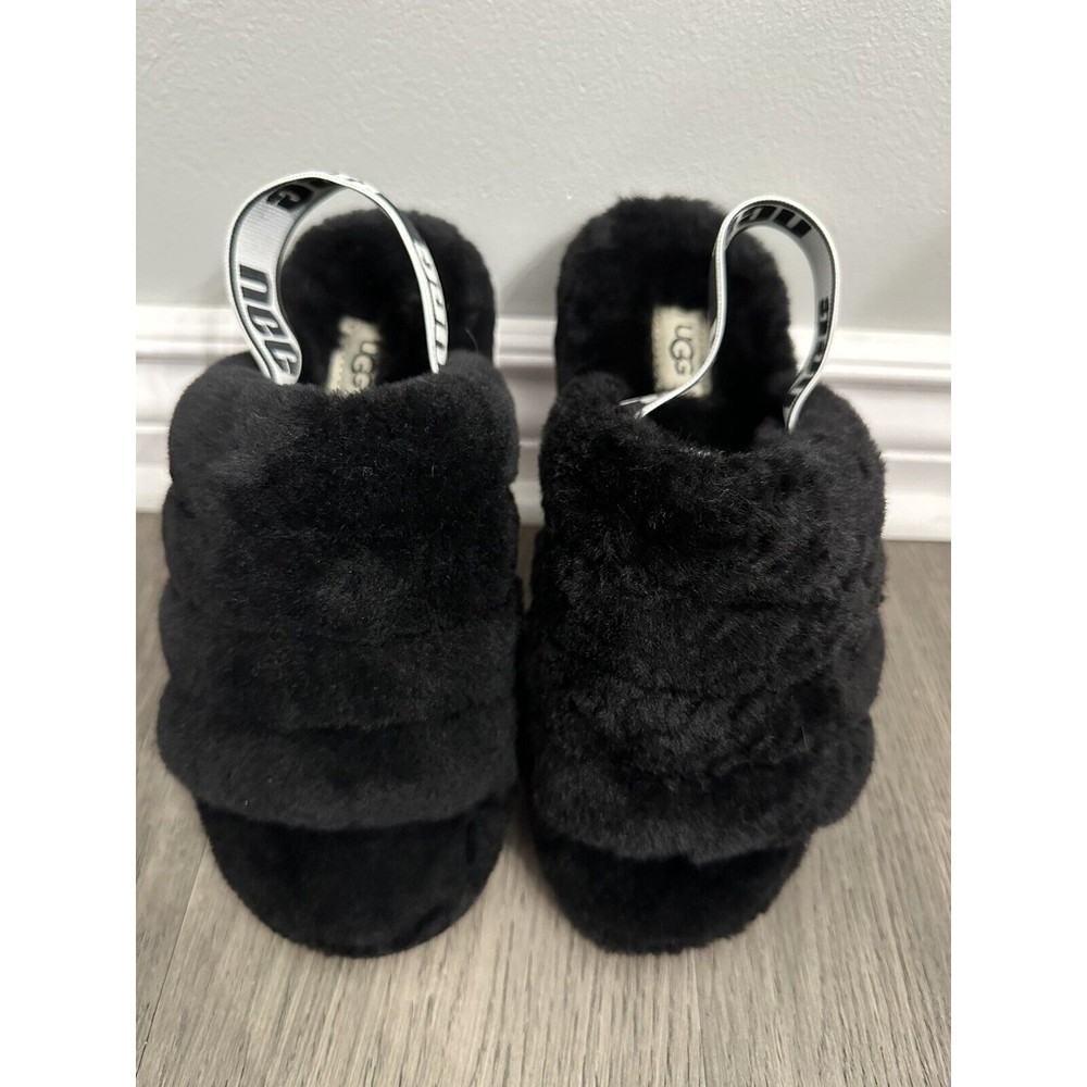 UGG Fluff Yeah Black Slide Sandals for Women, Size US 6 NEW